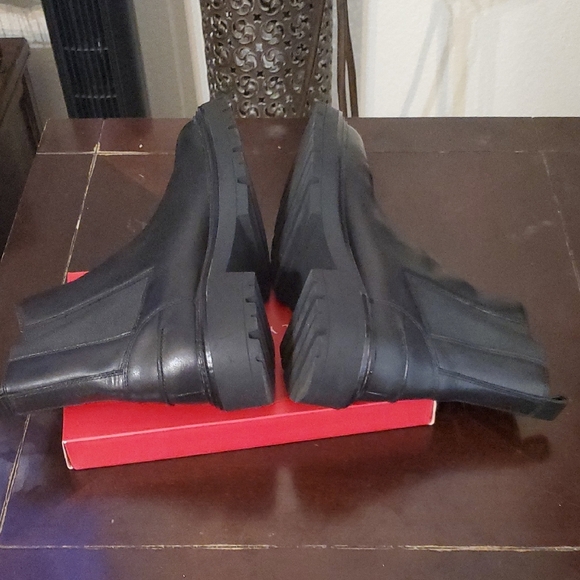 Zara Women's Black Leather Combat Boots - Picture 5 of 8